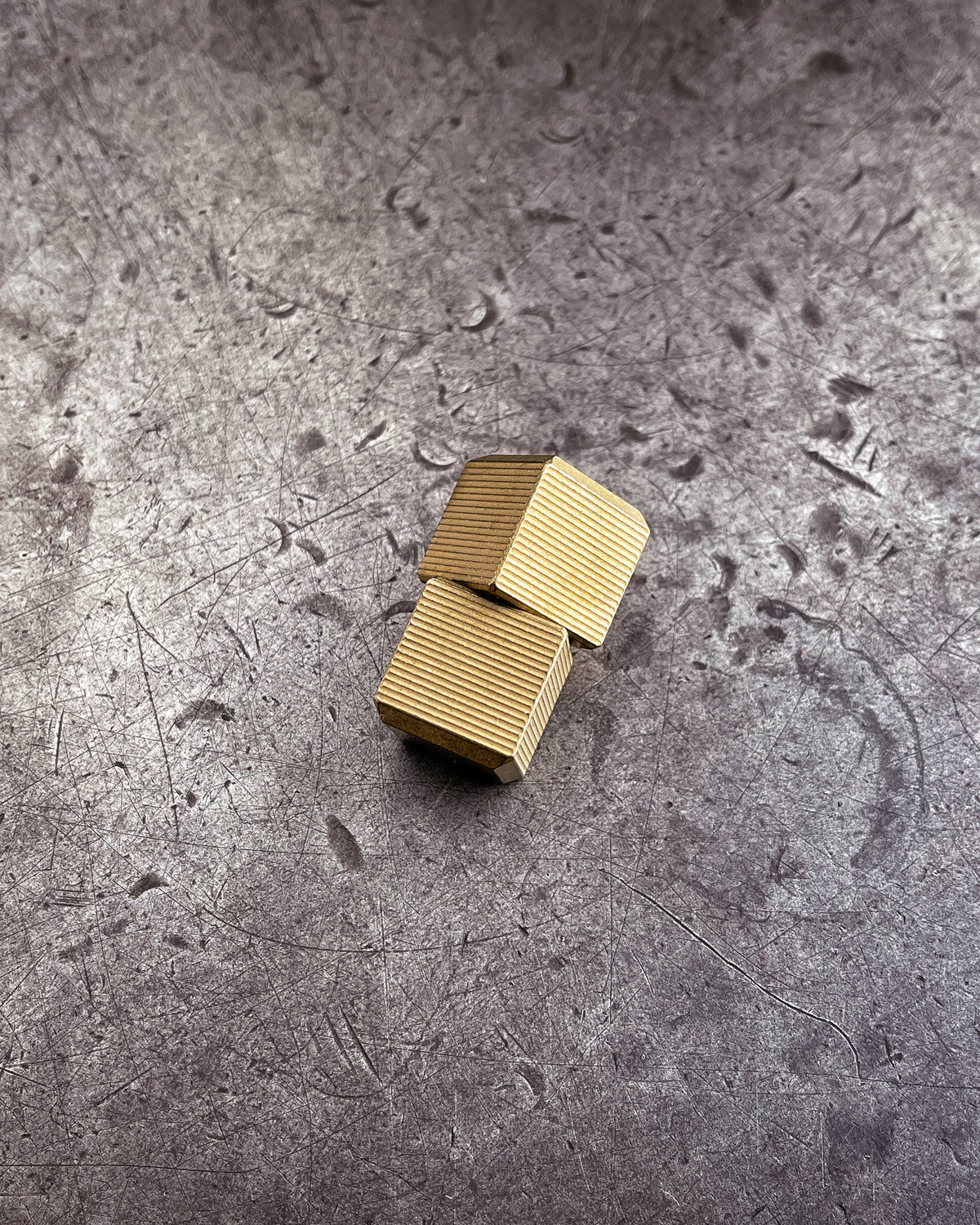 ZeroFeud Snaps - Kinetic Worry Stones