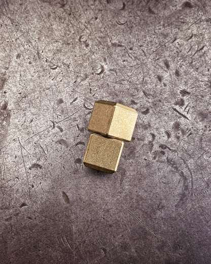 ZeroFeud Snaps - Kinetic Worry Stones